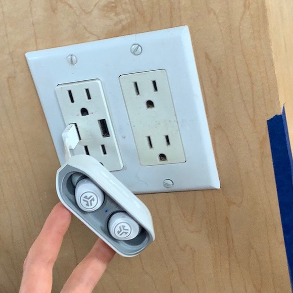 GO AIR TRUE WIRELESS EARBUDS - Picture 5 of 8